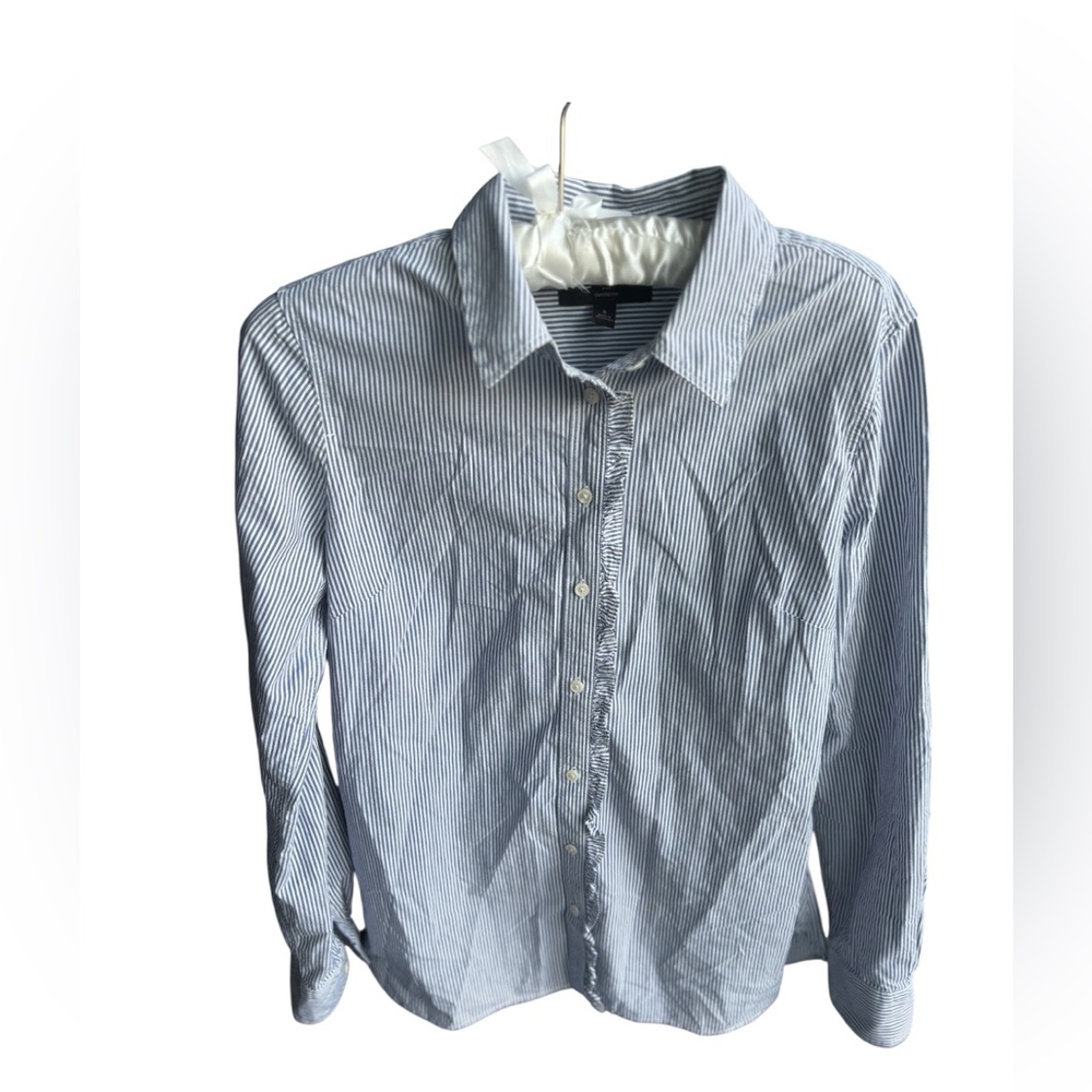 Banana Republic Classic Fit ruffled button up shirt Size S blue/white stripes